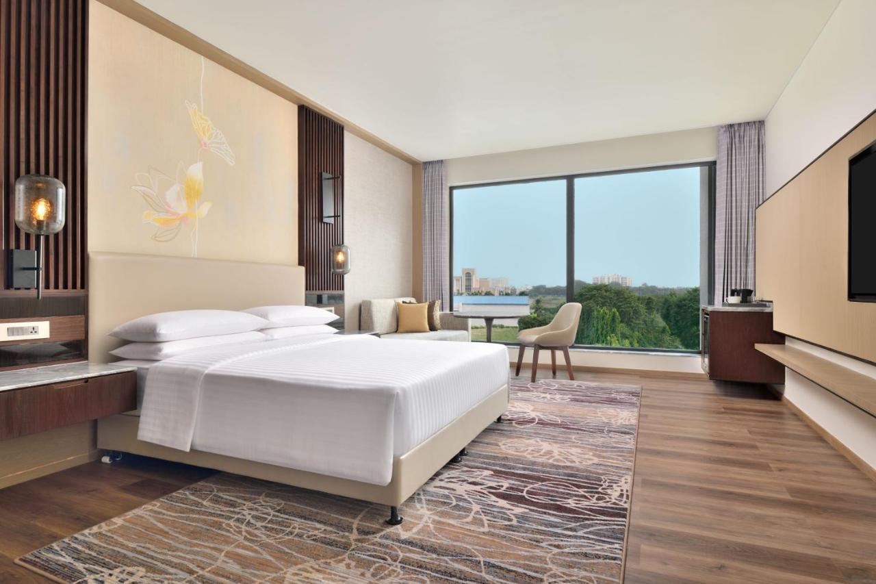 מלון Courtyard By Marriott גורקפור מראה חיצוני תמונה