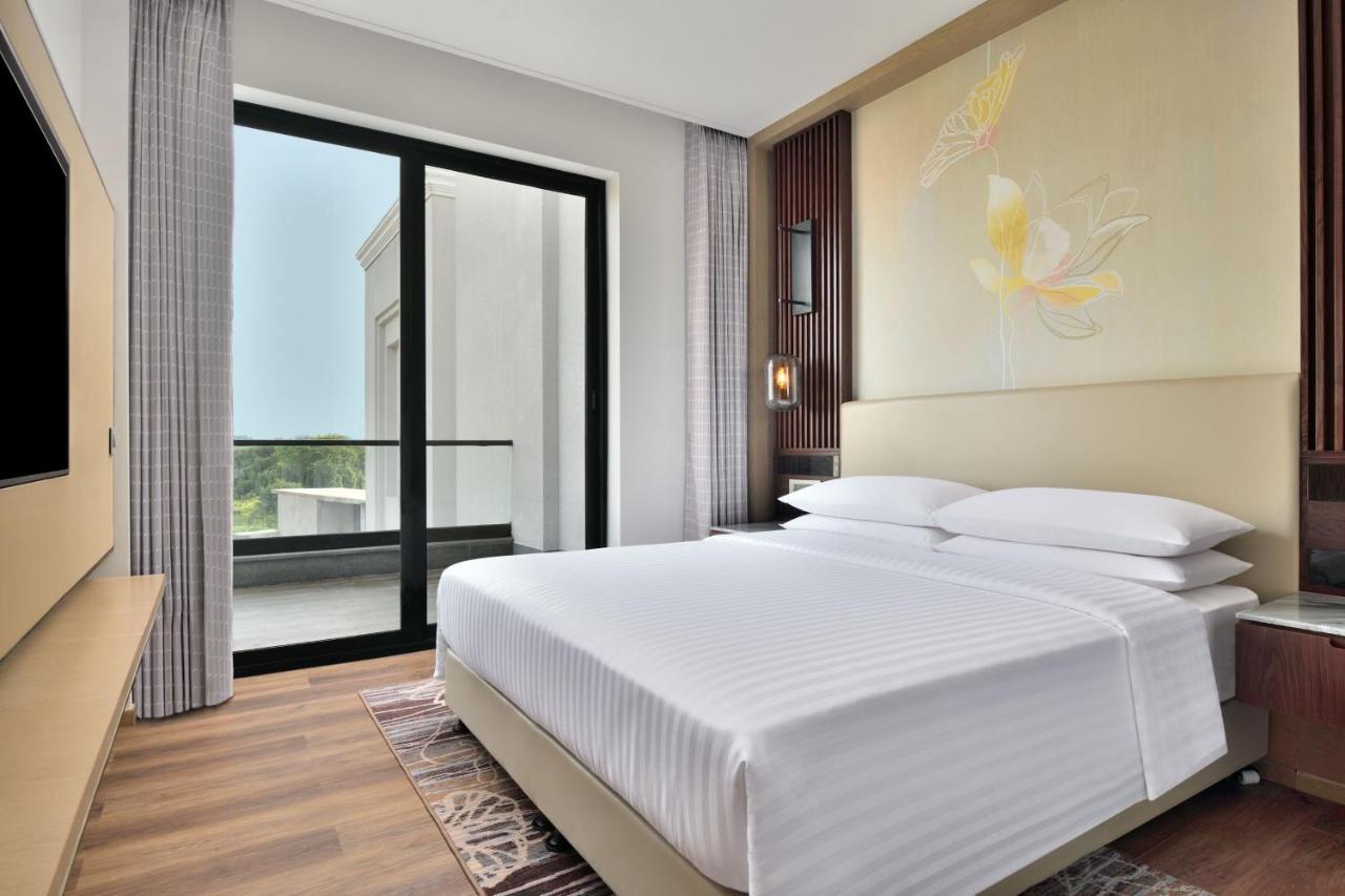 מלון Courtyard By Marriott גורקפור מראה חיצוני תמונה