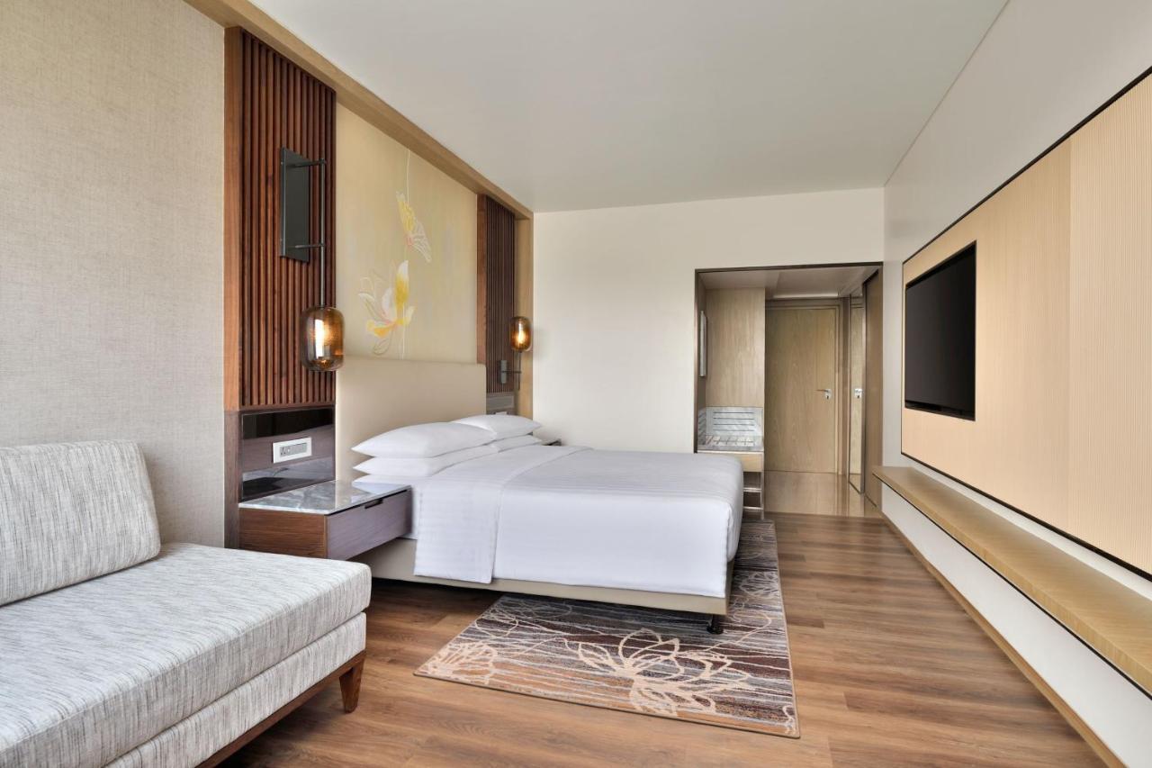מלון Courtyard By Marriott גורקפור מראה חיצוני תמונה