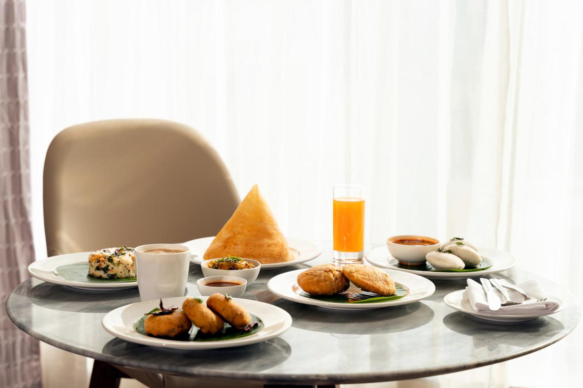 מלון Courtyard By Marriott גורקפור מראה חיצוני תמונה