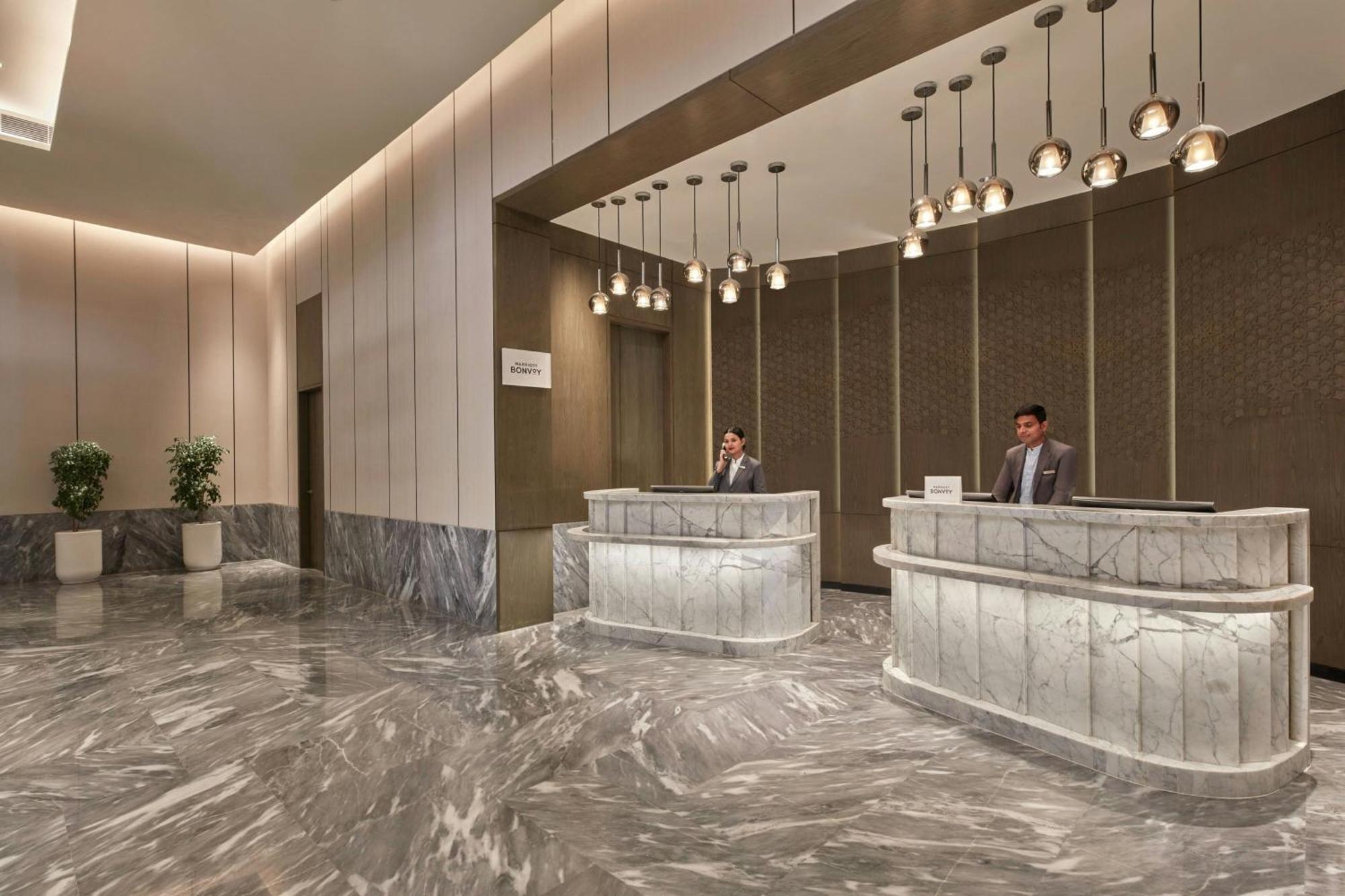 מלון Courtyard By Marriott גורקפור מראה חיצוני תמונה